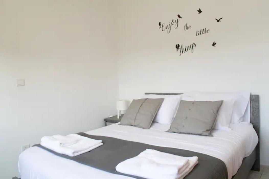 Guest Apartments Лимасол Экстерьер фото