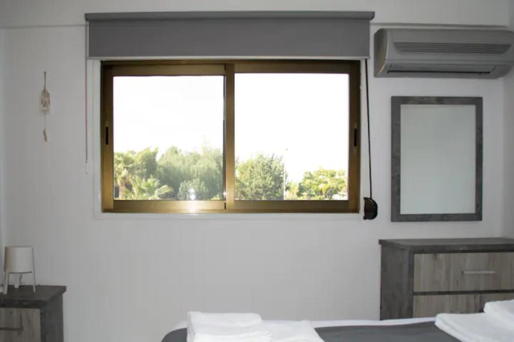 Guest Apartments Лимасол Экстерьер фото